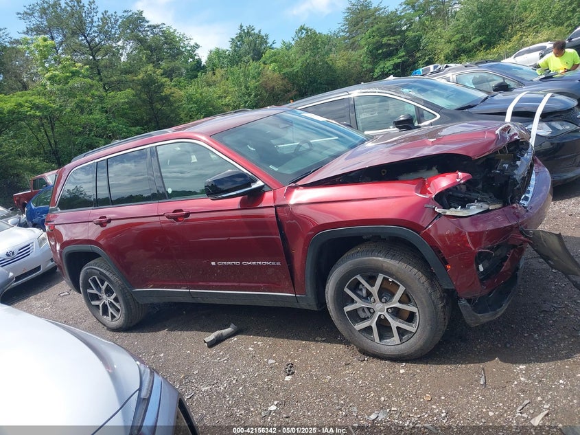 2024 JEEP GRAND CHEROKEE VIN: 1C4RJHBGXR8517883