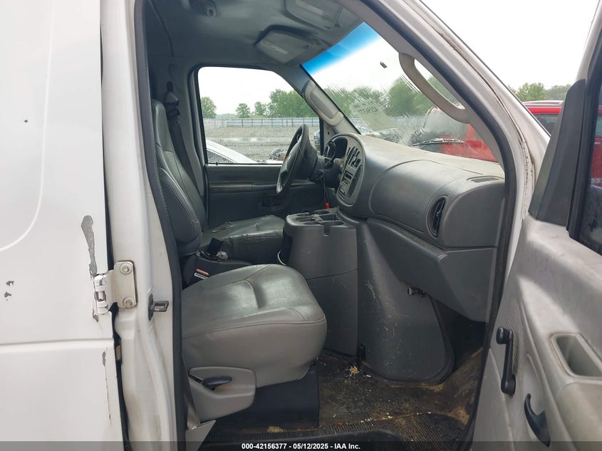 1FTNE24W33HC00054 2003 FORD ECONOLINE photo no. 5