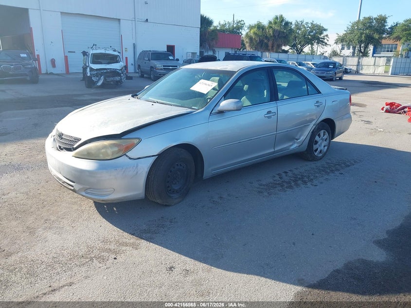 2004 Toyota Camry, Оба бока, IAAI, VIN 4T1BE32K64U934247 — фото 2