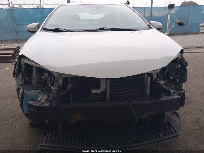 2018 TOYOTA COROLLA LE - 5YFBURHE3JP849547