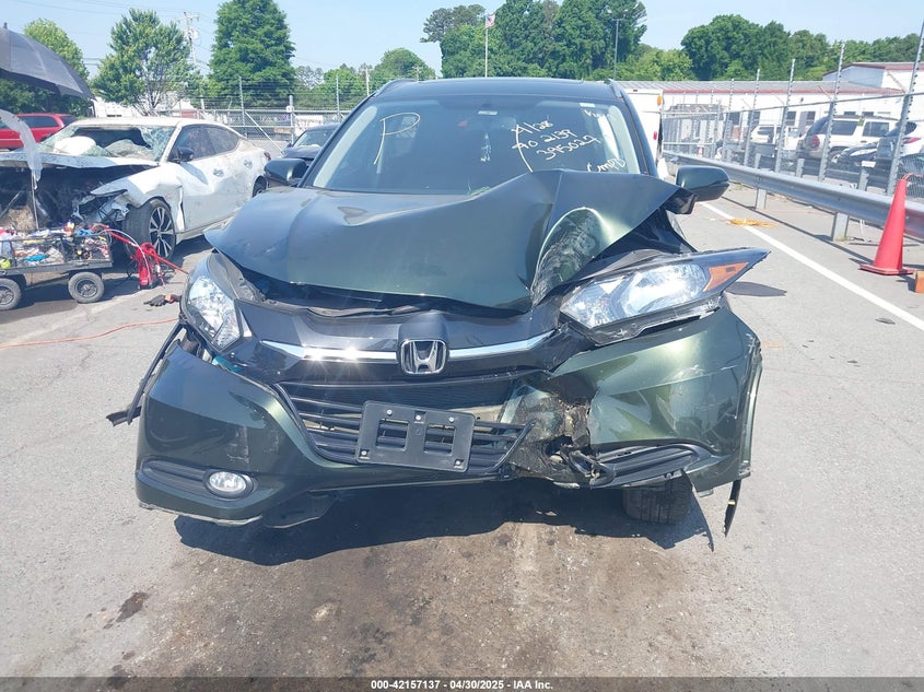 2018 HONDA HR-V VIN: 3CZRU5H77JM702139