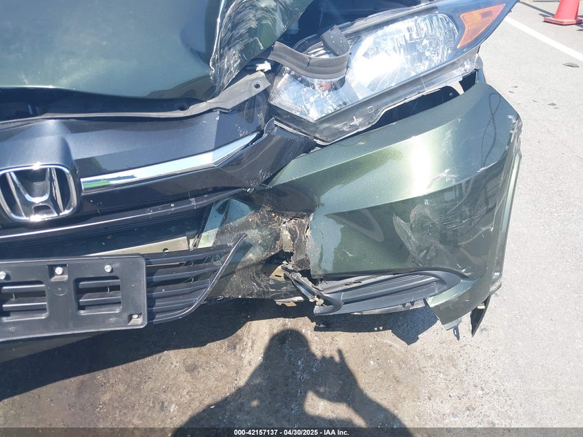 2018 HONDA HR-V VIN: 3CZRU5H77JM702139