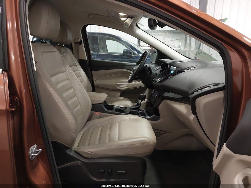 2017 FORD ESCAPE VIN: 1FMCU0J95HUA38807
