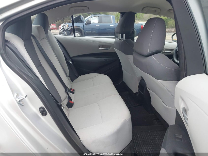 VIN 5YFEPRAE5LP136375 2020 TOYOTA COROLLA LE