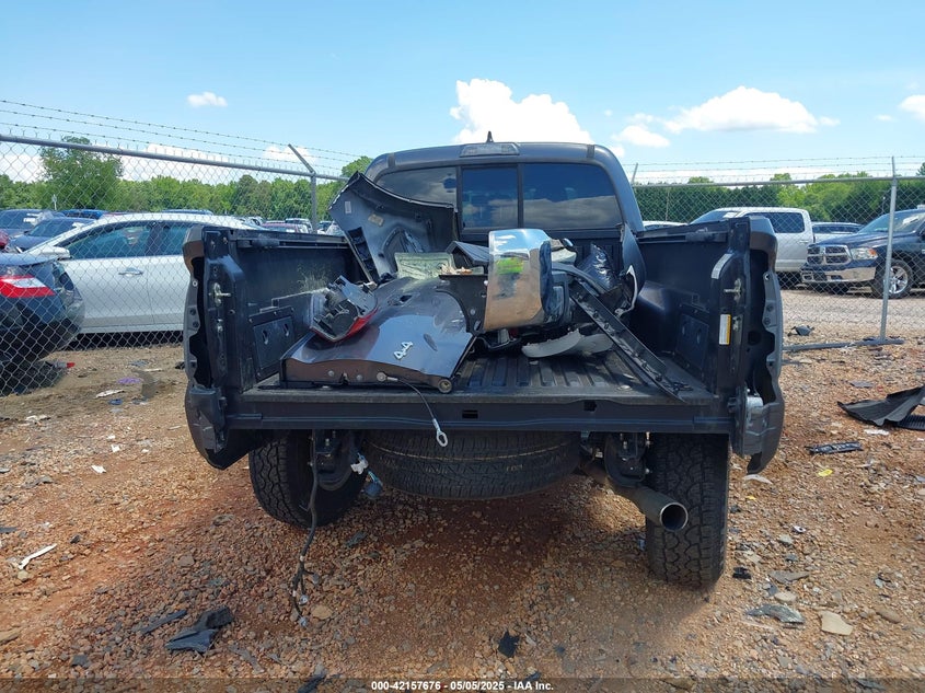 2017 TOYOTA TACOMA VIN: 5TFDZ5BN2HX014661