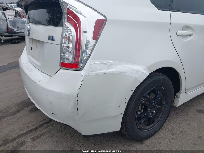2015 TOYOTA PRIUS VIN: JTDKN3DU7F0426088