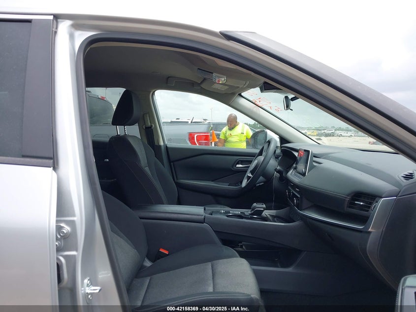 2024 NISSAN ROGUE VIN: 5N1BT3BA7RC677593