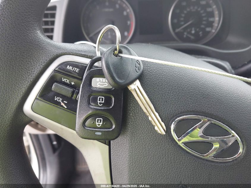 2017 Hyundai Elantra Se VIN: KMHD74LF4HU072081 Lot: 42158420