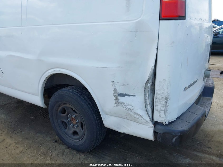 2006 CHEVROLET EXPRESS VIN: 1GCFG15X861135277