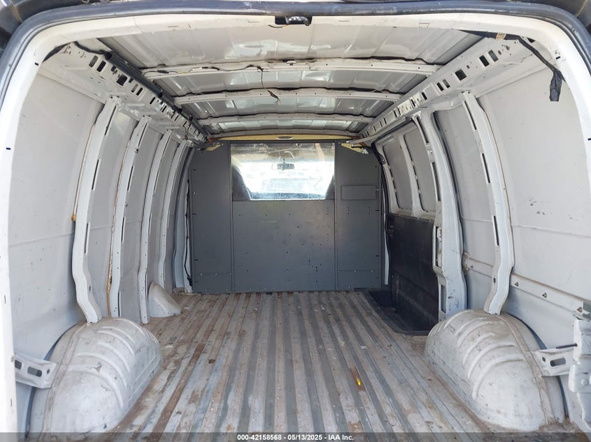 2006 CHEVROLET EXPRESS VIN: 1GCFG15X861135277