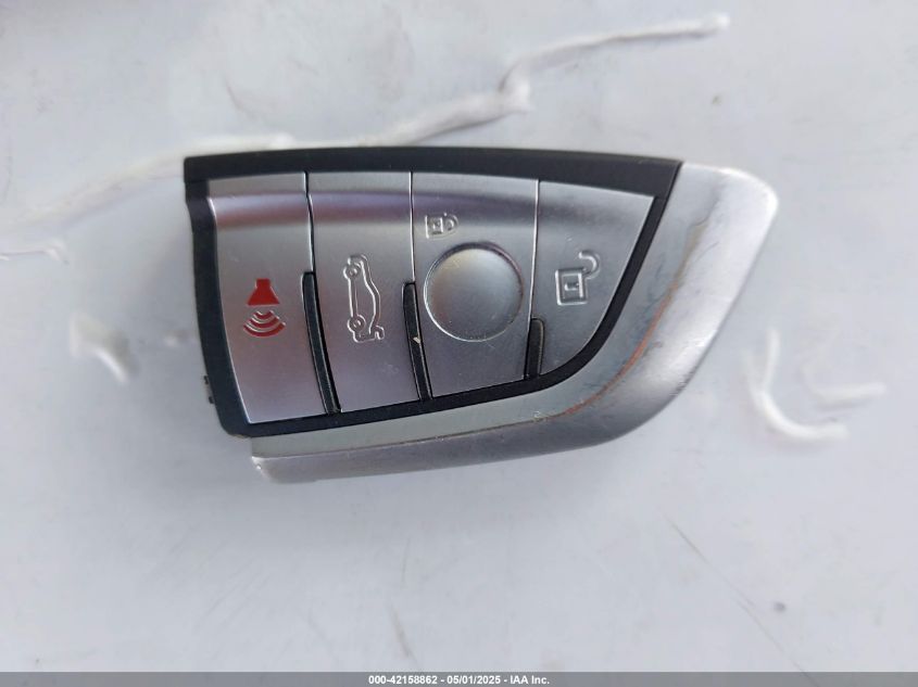 2016 BMW 320I VIN: WBA8A9C56GK617121 Lot: 42158862