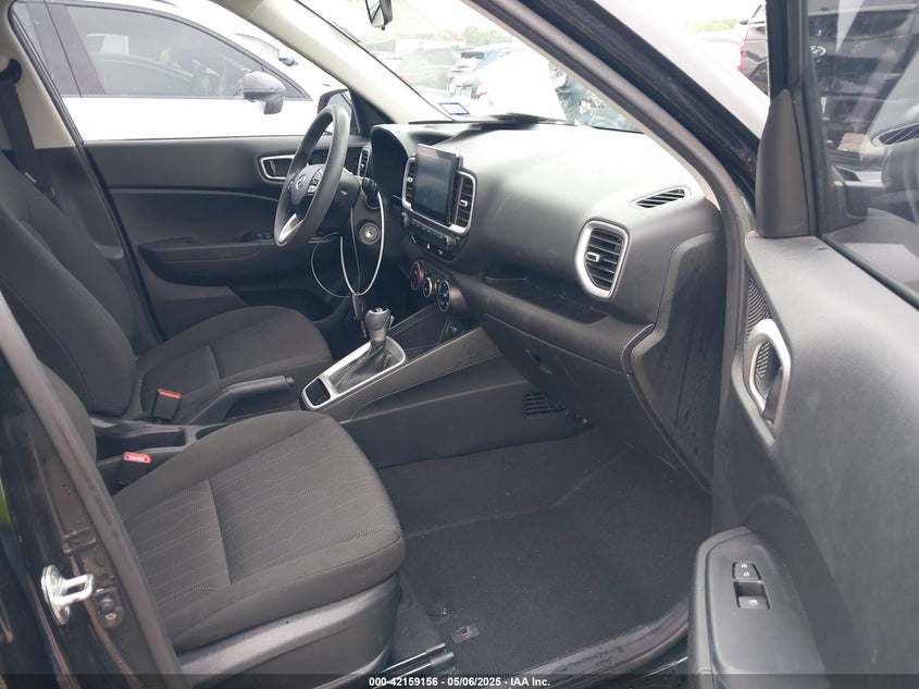 2022 HYUNDAI VENUE SE - KMHRB8A3XNU197571