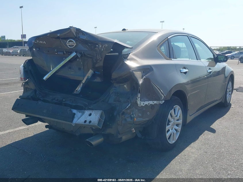 2014 NISSAN ALTIMA VIN: 1N4AL3AP8EN235495