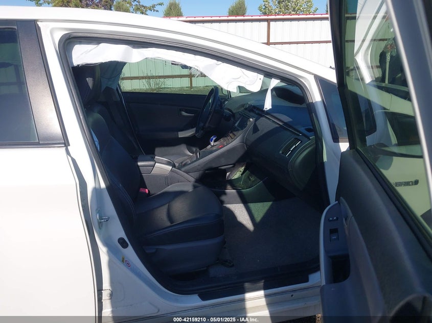 2013 TOYOTA PRIUS VIN: JTDKN3DU7D5560938