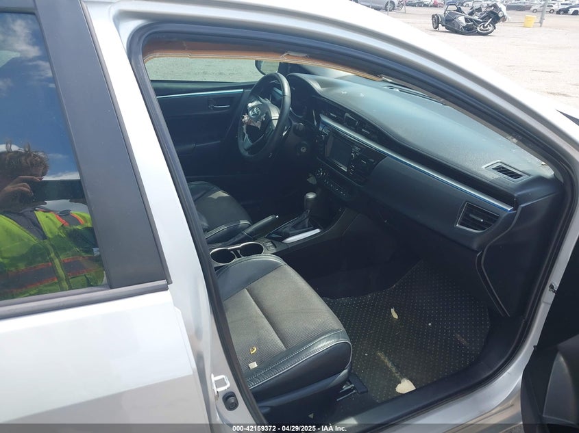 2014 TOYOTA COROLLA VIN: 5YFBURHE9EP160912