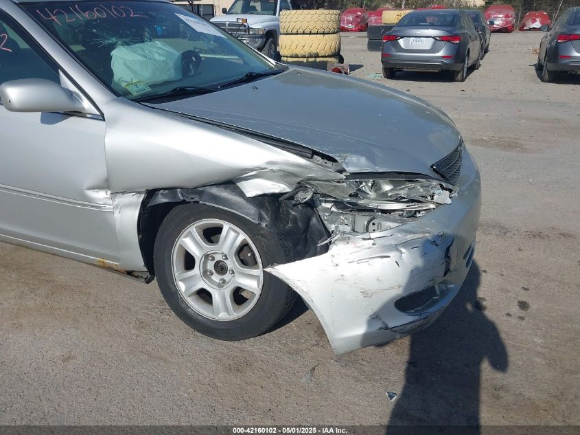 2004 Toyota Camry Xle VIN: 4T1BE30K34U880988 Lot: 42160102