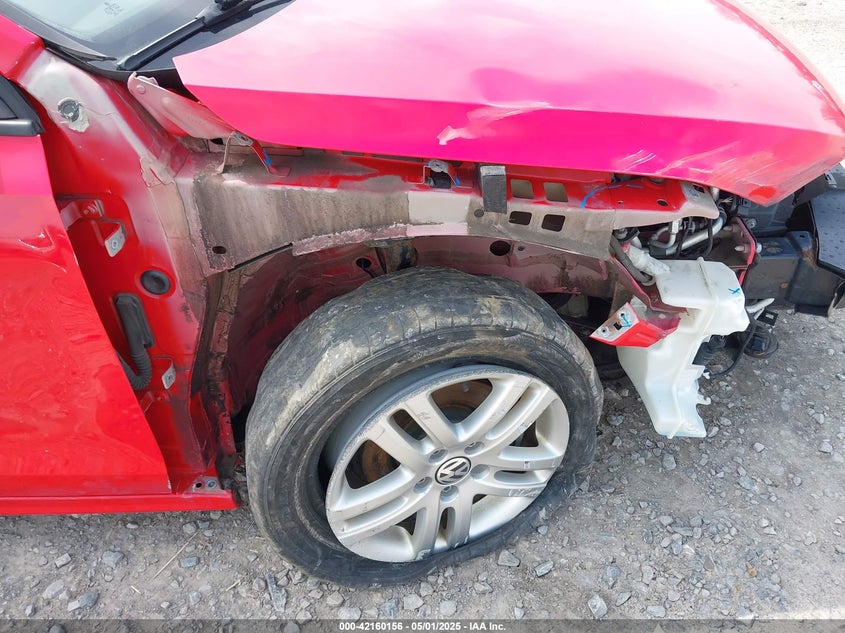 2015 VOLKSWAGEN JETTA 2.0L S - 3VW2K7AJ7FM236005