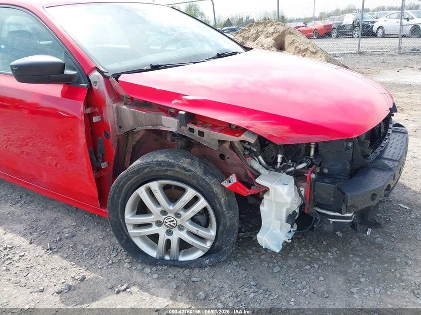 2015 VOLKSWAGEN JETTA 2.0L S - 3VW2K7AJ7FM236005