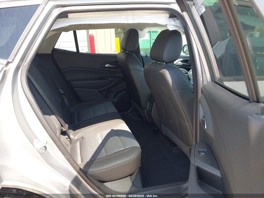 VIN KL77LHE28RC191013 2024 CHEVROLET TRAX FWD LT