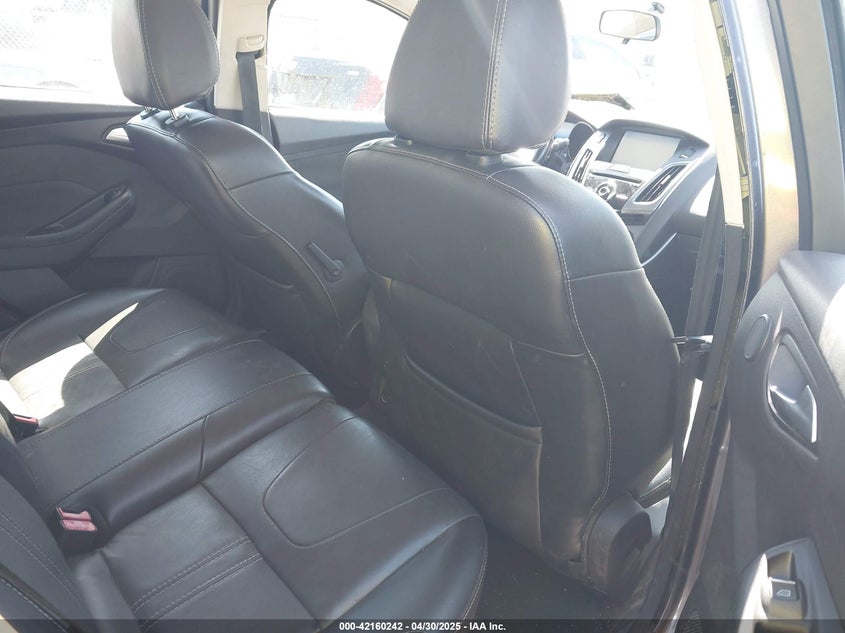 2014 FORD FOCUS VIN: 1FADP3N25EL134555
