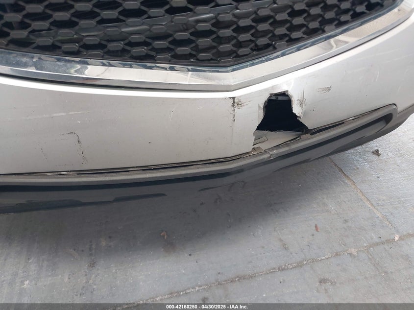 2015 CHEVROLET EQUINOX VIN: 2GNALAEK5F1143588