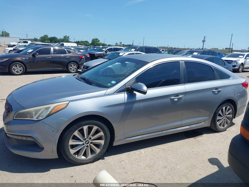 2015 HYUNDAI SONATA VIN: 5NPE34AF4FH023073
