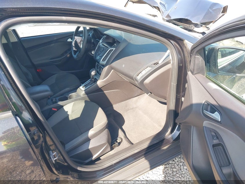 2014 FORD FOCUS SE - 1FADP3F27EL163120