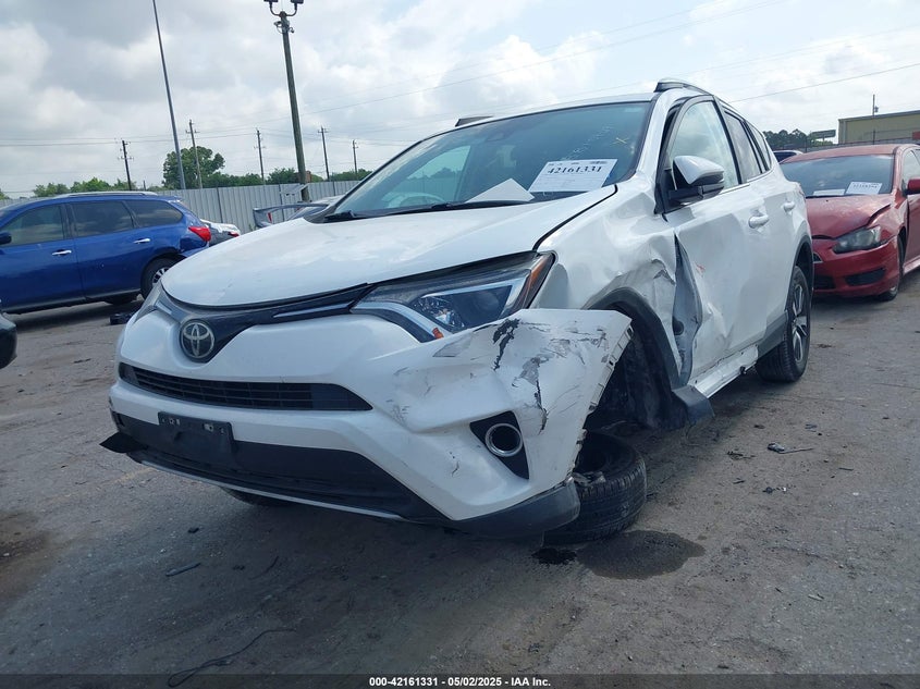 2018 TOYOTA RAV4 VIN: 2T3WFREV6JW410848