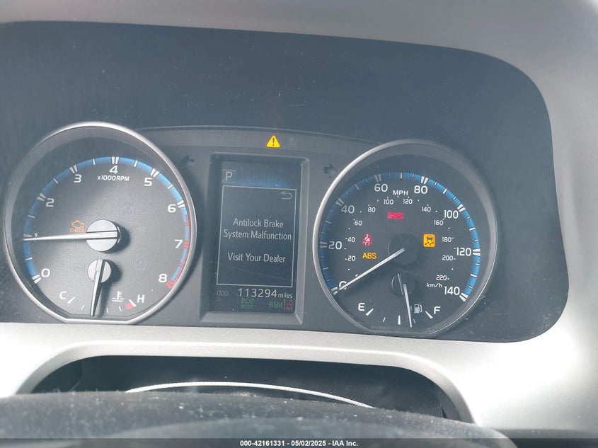 2018 TOYOTA RAV4 VIN: 2T3WFREV6JW410848