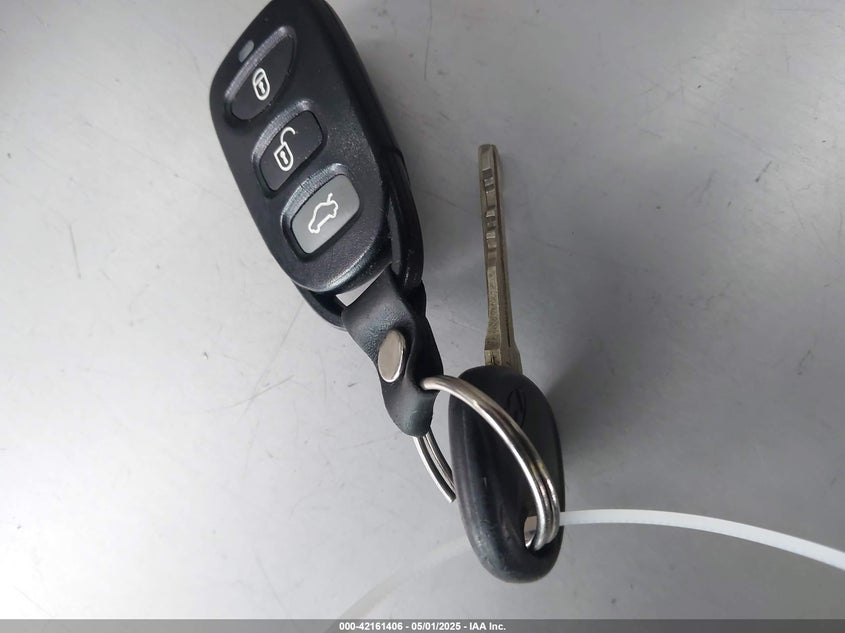 2006 HYUNDAI SONATA VIN: 5NPEU46F16H120110