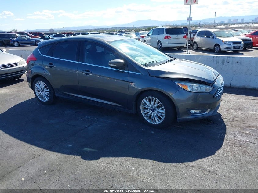 FORD FOCUS TITANIUM 2017