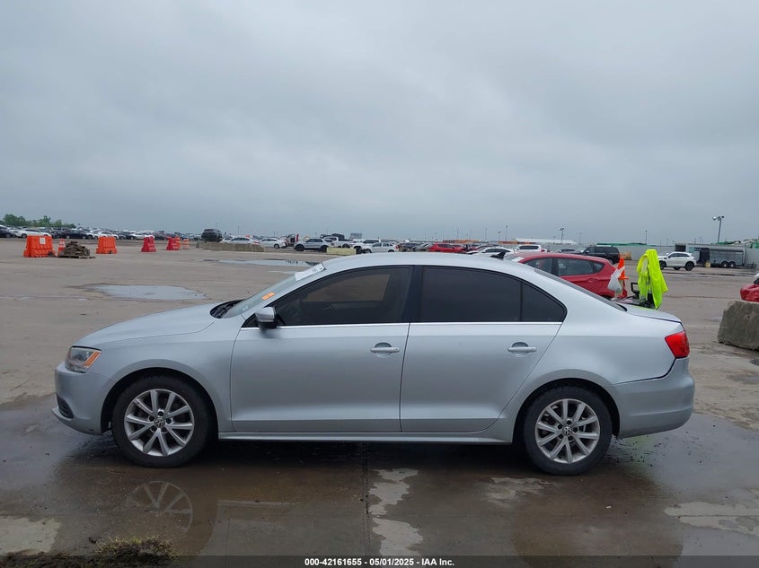 2013 VOLKSWAGEN JETTA 2.5L SE - 3VWDX7AJXDM373706