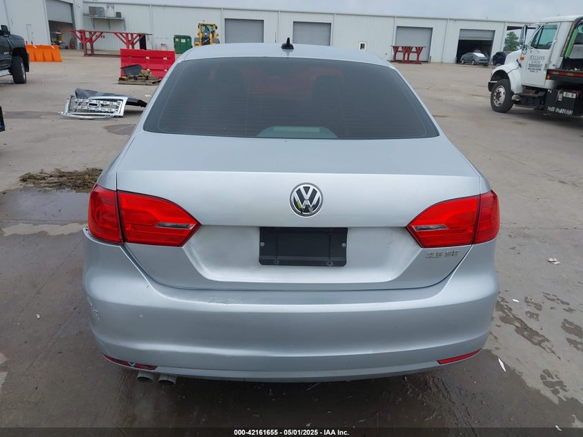 2013 VOLKSWAGEN JETTA 2.5L SE - 3VWDX7AJXDM373706