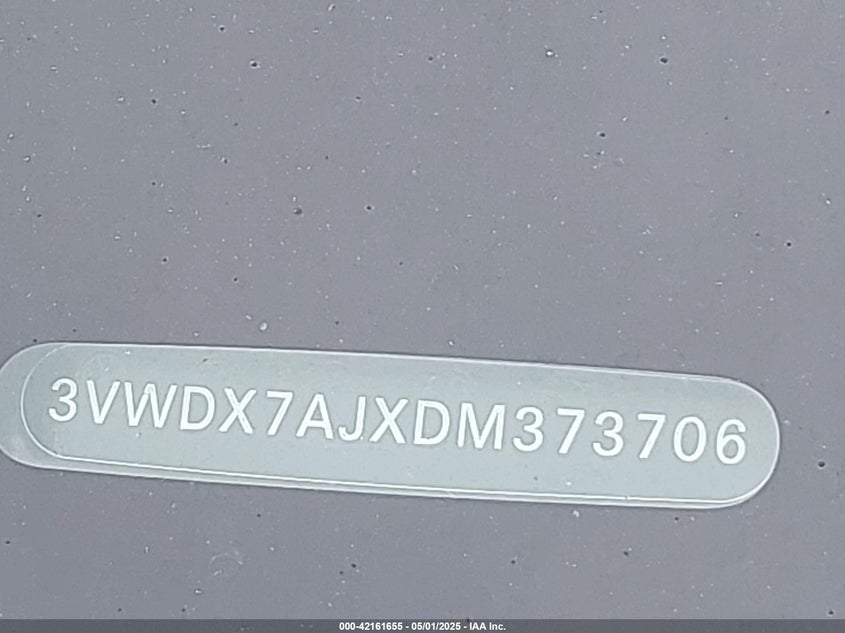 2013 VOLKSWAGEN JETTA 2.5L SE - 3VWDX7AJXDM373706