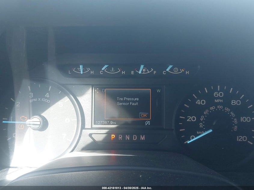 VIN 1FTEX1EP1KKC64106 2019 FORD F-150 XL