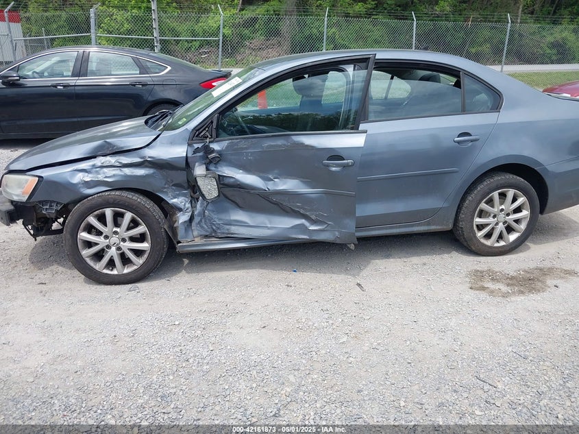 2011 VOLKSWAGEN JETTA VIN: 3VWDZ7AJ3BM341445