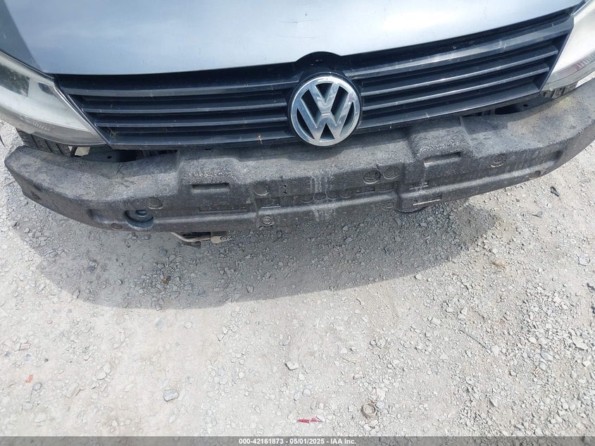 2011 VOLKSWAGEN JETTA VIN: 3VWDZ7AJ3BM341445