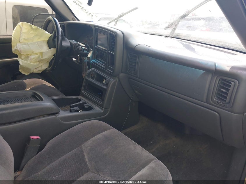 2006 GMC SIERRA 1500 VIN: 2GTEC13T161212377