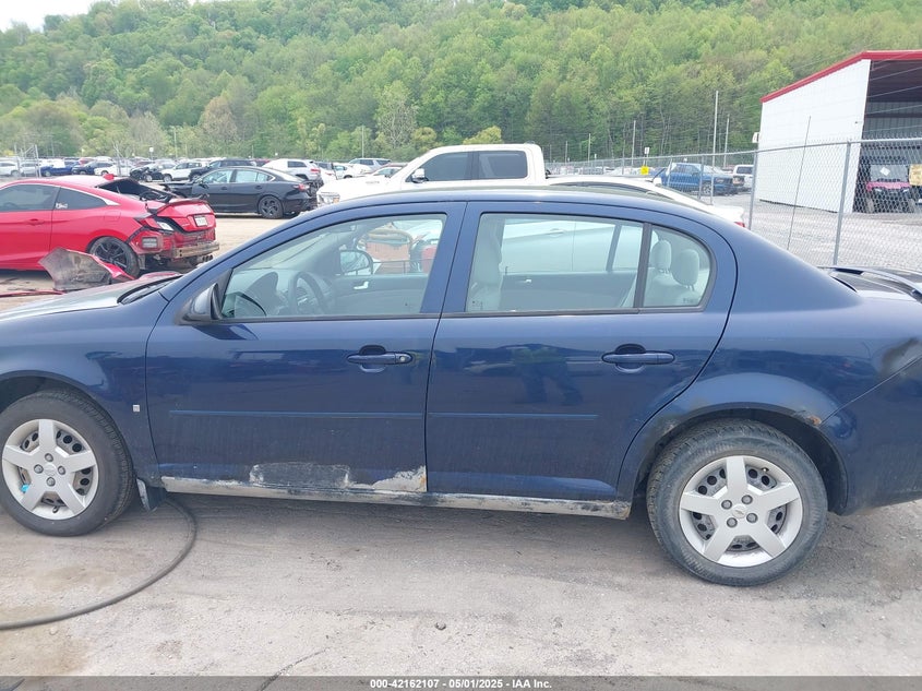 2008 CHEVROLET COBALT VIN: 1G1AL58F287132853