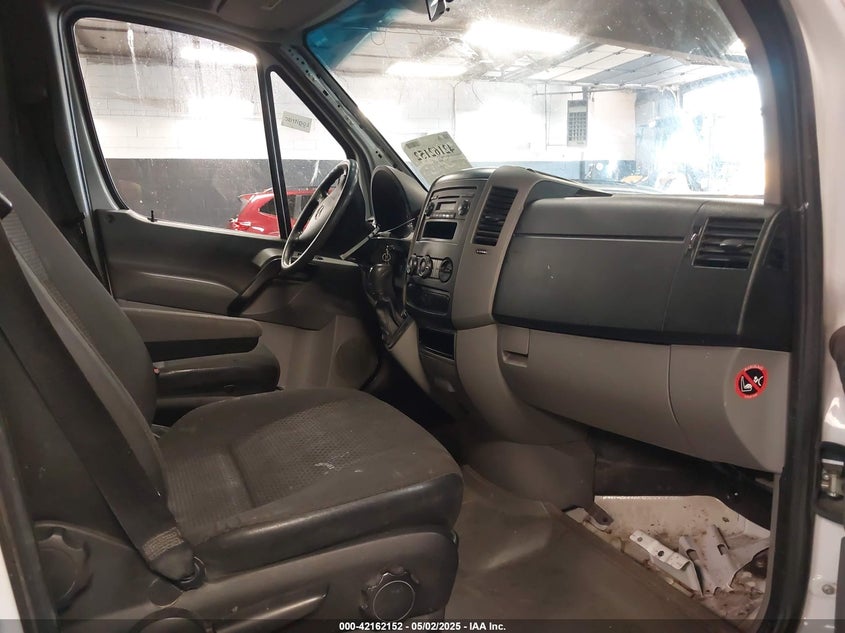 2011 MERCEDES-BENZ SPRINTER 2500 VIN: WD3PE7CC6B5586380