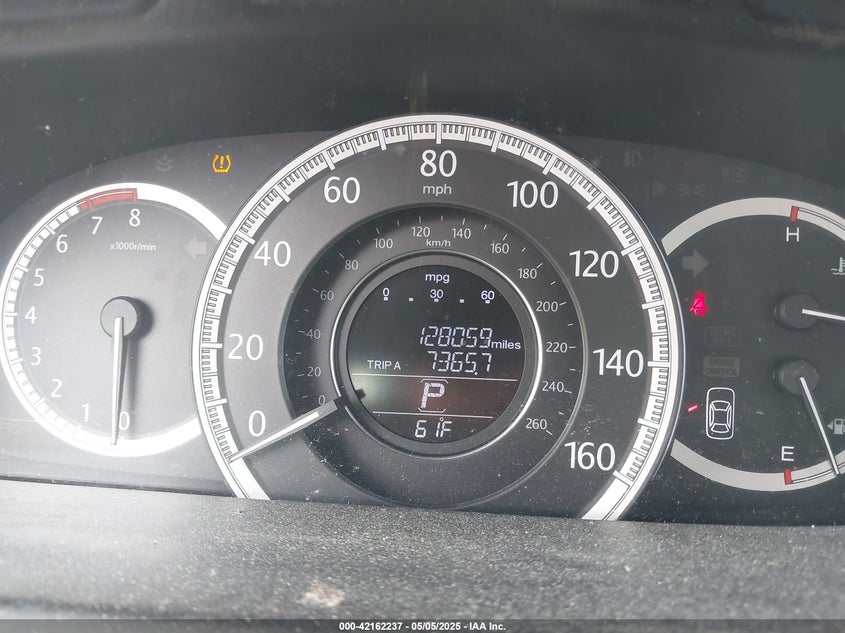 2013 HONDA ACCORD VIN: 1HGCR2F75DA122969