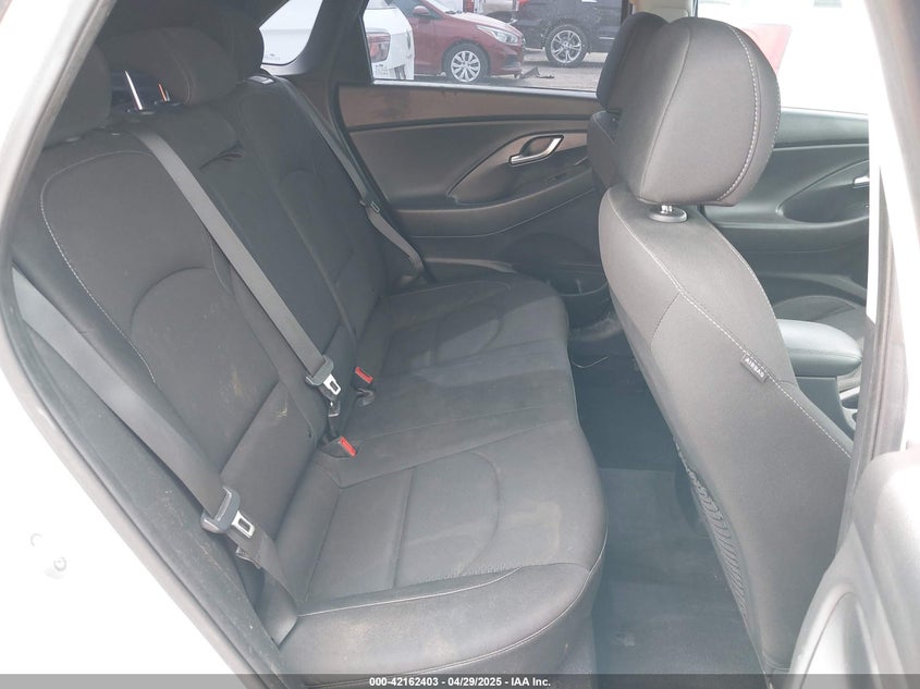 VIN KMHH35LE0JU014937 2018 HYUNDAI ELANTRA GT