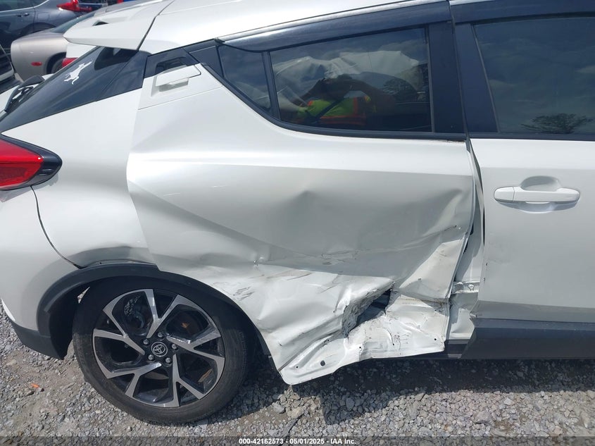 2020 TOYOTA C-HR VIN: JTNKHMBXXL1066648