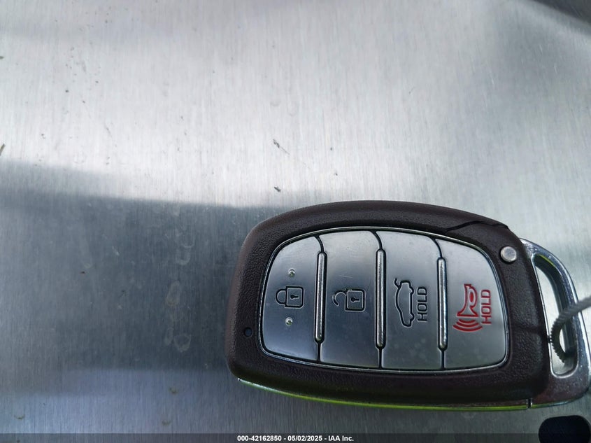 2018 HYUNDAI ELANTRA VIN: KMHD84LF6JU668392