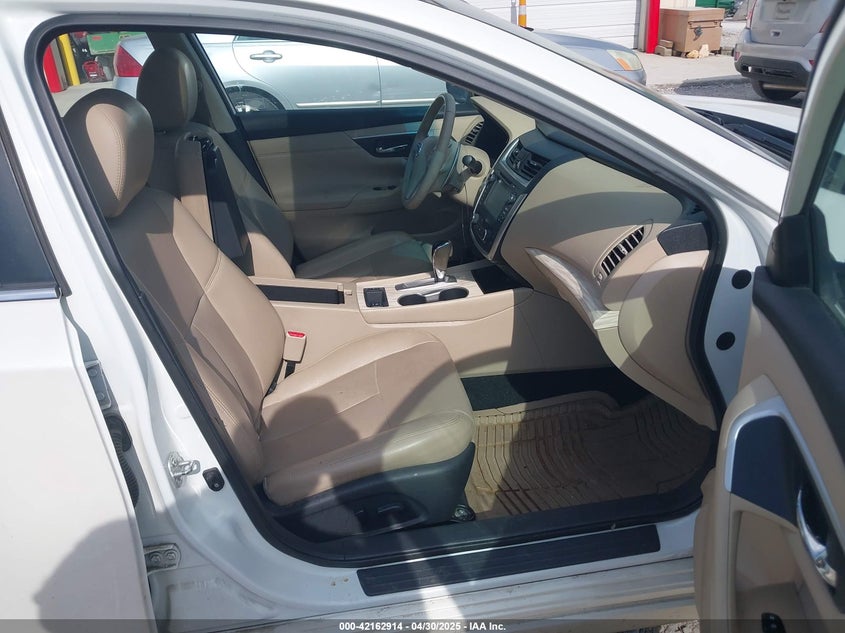 2016 NISSAN ALTIMA VIN: 1N4BL3AP5GC111459