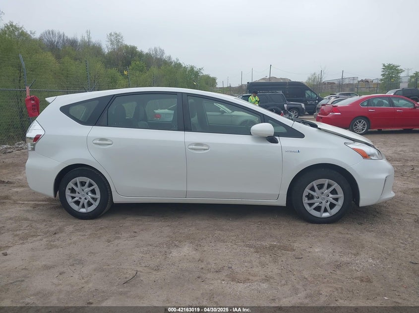 2013 TOYOTA PRIUS V VIN: JTDZN3EU1D3197562