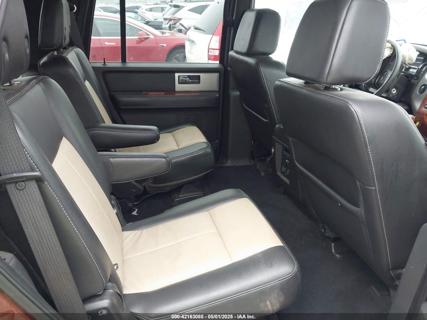 2008 FORD EXPEDITION VIN: 1FMFU185X8LA63259
