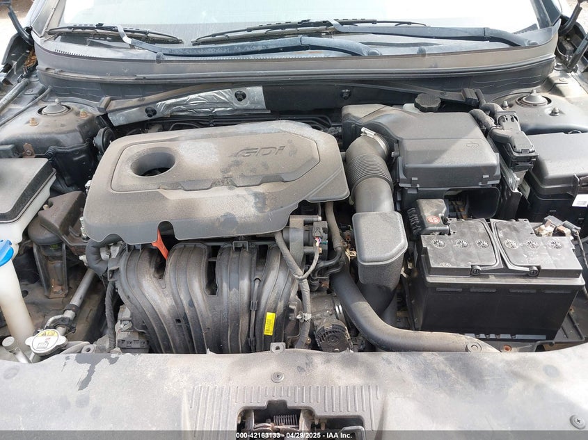 2015 HYUNDAI SONATA VIN: 5NPE34AF8FH071241