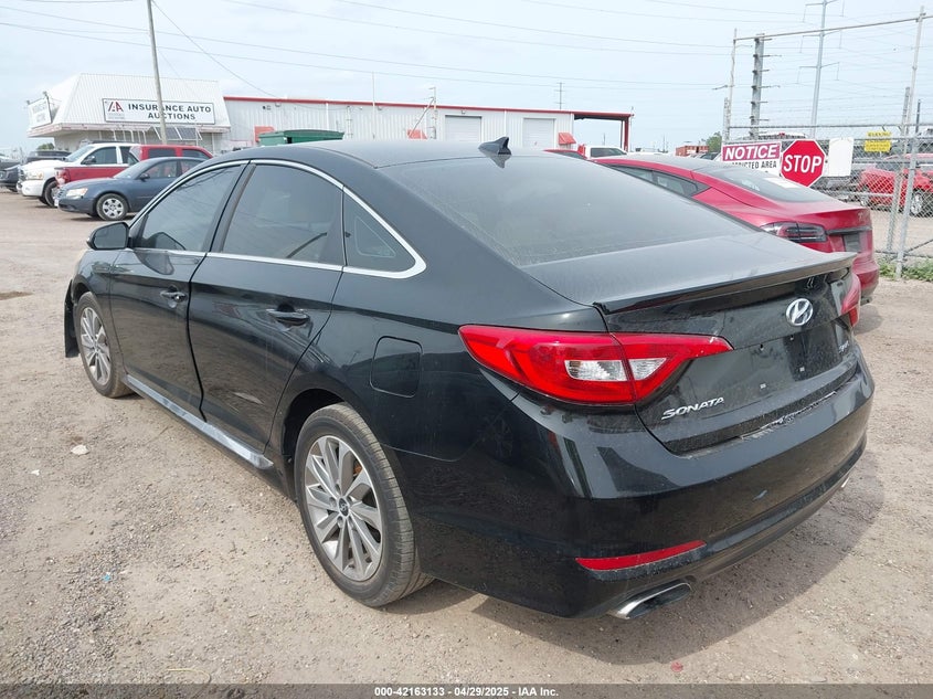 2015 HYUNDAI SONATA VIN: 5NPE34AF8FH071241