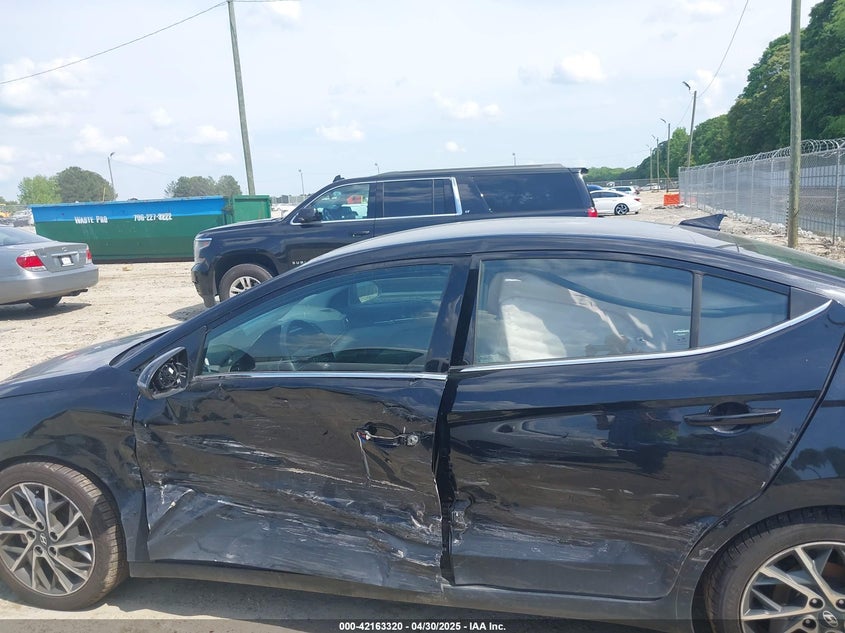 2019 HYUNDAI ELANTRA VIN: 5NPD84LF5KH445843